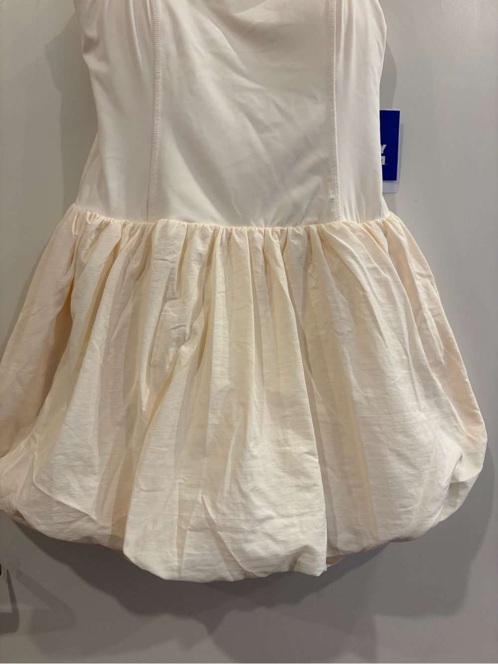 Woman’s Joylab active dress cream color - Picture 4 of 11